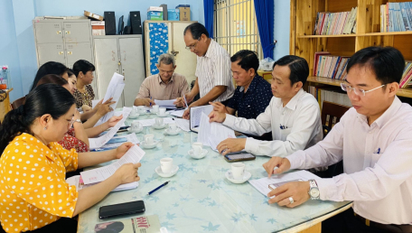 Đoàn giám sát của Ban Kinh tế - Xã hội HĐND thành phố Tây Ninh giám sát tại Trường Tiểu học Nguyễn Hiền (Phường 3)