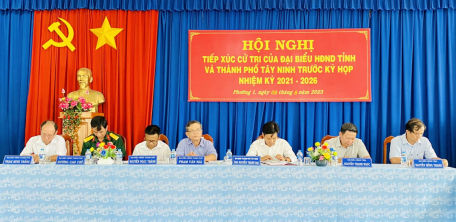 Chủ tịch UBND tỉnh Nguyễn Thanh Ngọc cùng các đại biểu HĐND tỉnh, Thành phố có buổi tiếp xúc với cử tri Phường 1