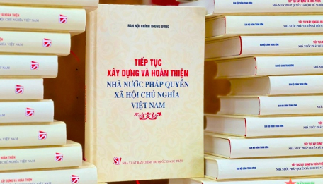 Ra mắt cuốn sách "Tiếp tục xây dựng và hoàn thiện Nhà nước pháp quyền xã hội chủ nghĩa Việt Nam"