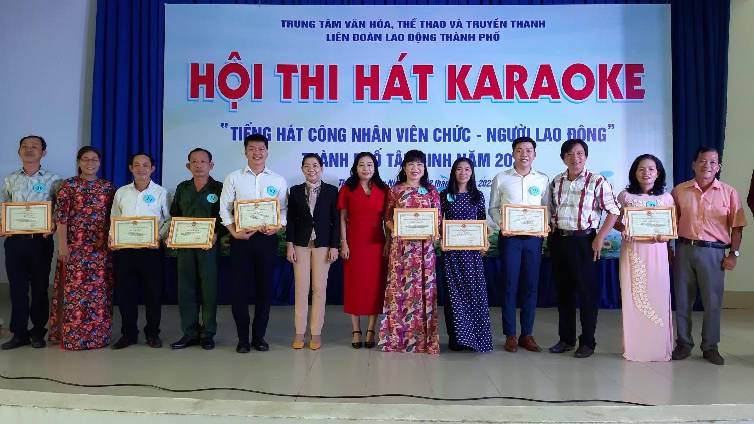 Thành phố Tây Ninh: Sôi nổi hội thi Karaoke “Tiếng hát công nhân, viên chức, người lao động”