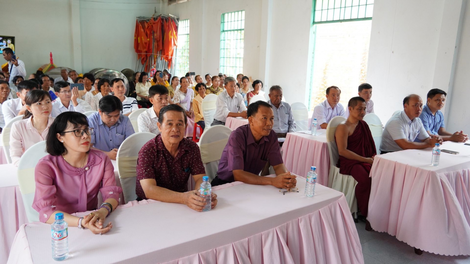 Các đại biểu dự ngày Tết Chol Chnam Thmay của đồng bào dân tộc Khmer